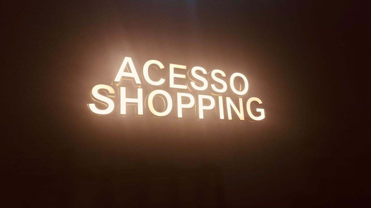 Letreiro personalizado produzido para estabelecimento comercial